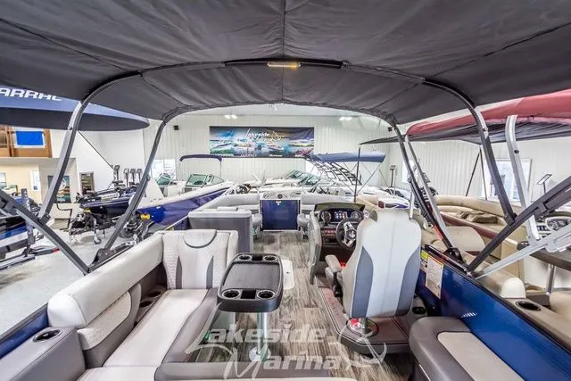 Slide: The Image of Godfrey Monaco 235 SFL 27 In. Package 2025 - 30