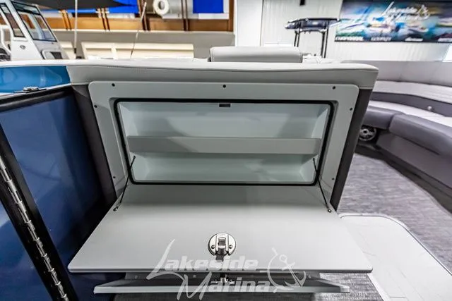 Slide: The Image of Godfrey Monaco 235 SB GTP 27 in. Center Tube Package 2025 - 24