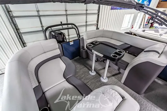 Slide: The Image of Godfrey Monaco 235 SB GTP 27 in. Center Tube Package 2025 - 27