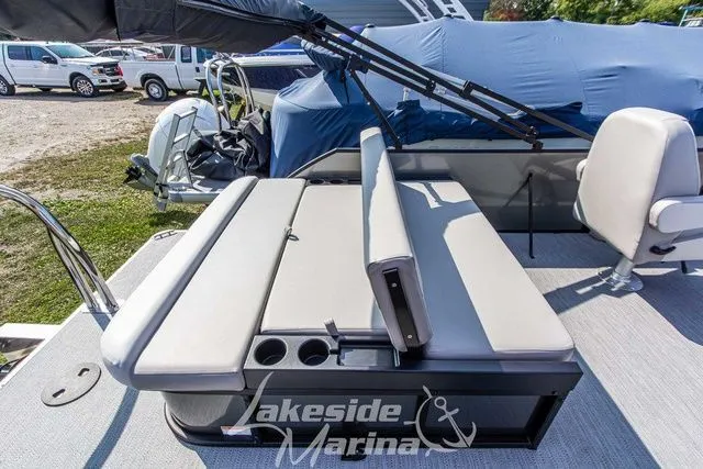 Slide: The Image of Godfrey SW 2286 SFLX 2026 - 27