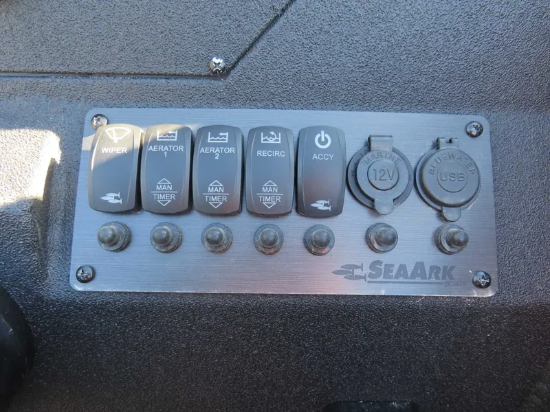 Slide: The Image of SeaArk Protege 200 2026 - 21