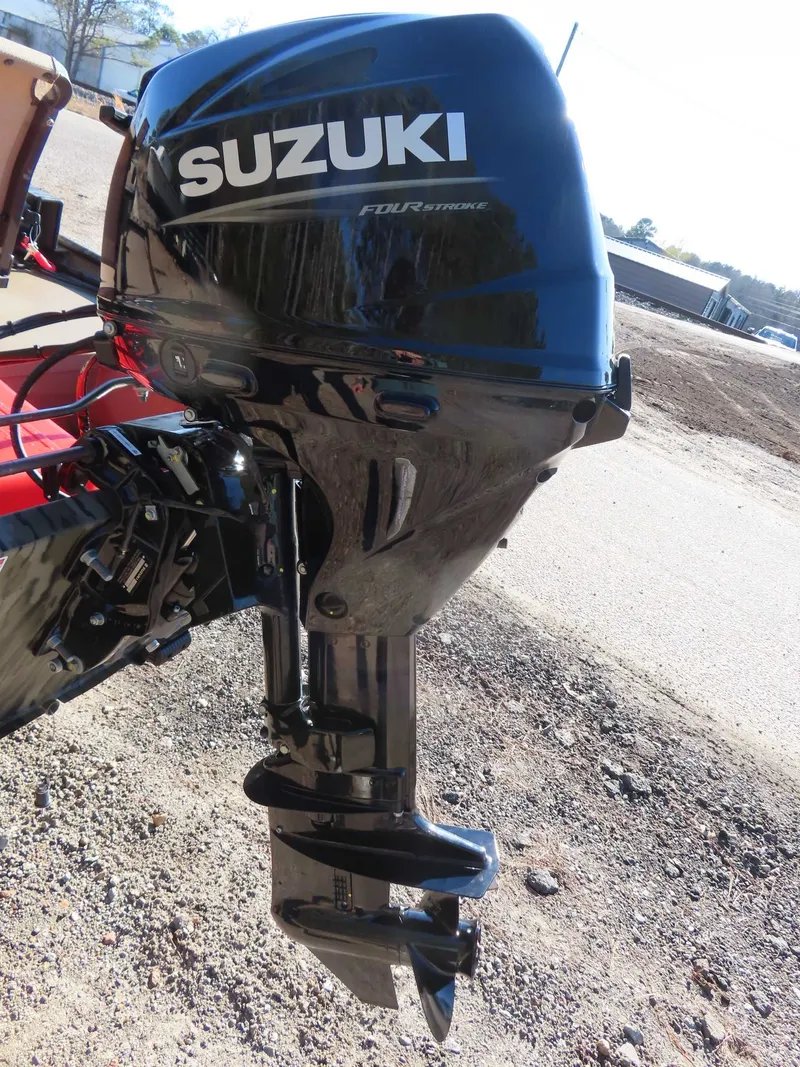 Slide: The Image of SeaArk 1648 Special 2026 - 17