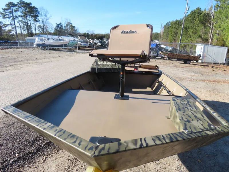 Slide: The Image of 2026 SeaArk 1648 Special Suzuki 30 Trailer boat on lot. - 13