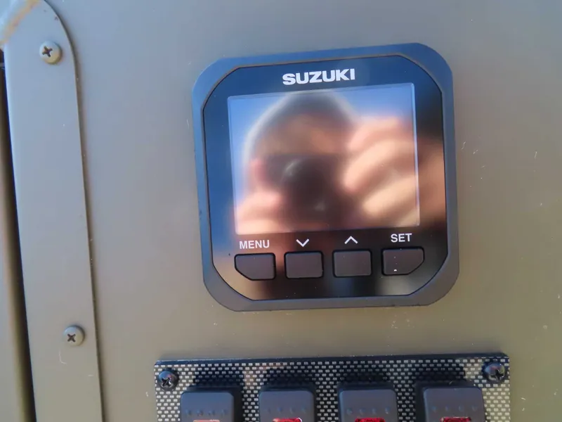 Slide: The Image of SeaArk 1652 Crappie 2026 - 13