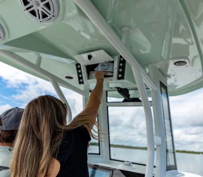 Slide: The Image of Tidewater 232 CC Adventure 2026 - 8