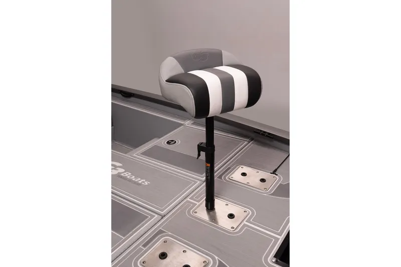 Slide: The Image of 2026 G3 Sportsman 1710 SE boat seat with adjustable pedestal on deck. - 14