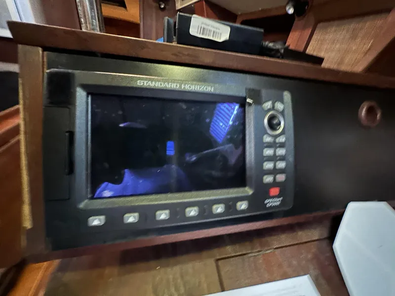Slide: The Image of Standard Horizon marine radio on 1989 Canadian Sailcraft CS40 yacht. - 21