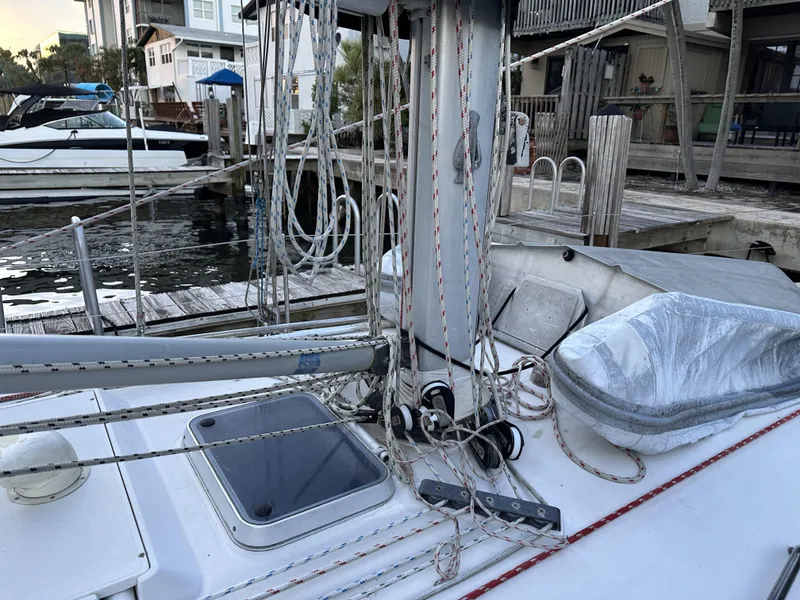 Slide: The Image of Canadian Sailcraft CS40 1989 - 56