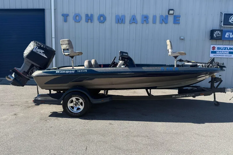 Slide: The Image of 2002 Ranger 185 VS boat at Toho Marine dealership, side view. - 1