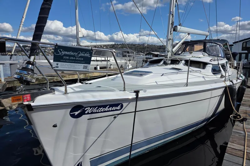 Slide: The Image of 2007 Hunter 44DS "Whitehawk" - 9