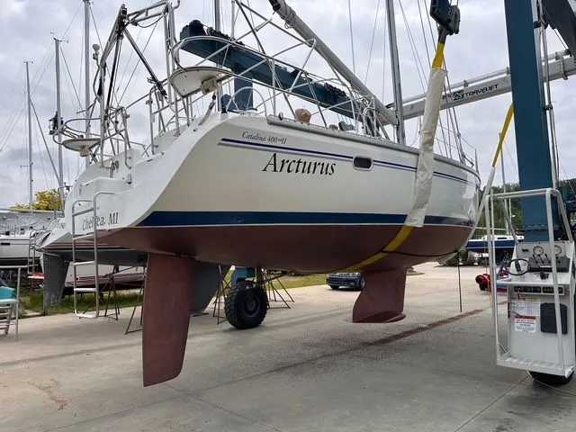 Slide: The Image of Catalina 400 MkII 2003 sailboat in dry dock. - 2