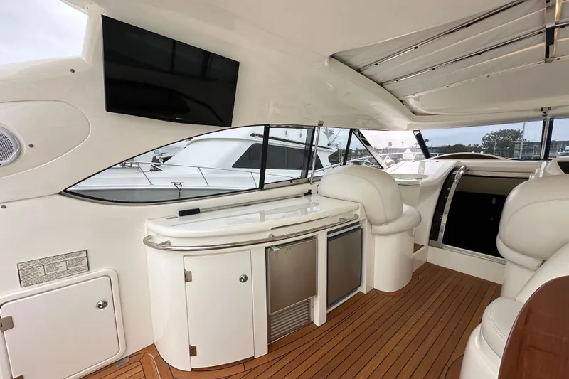 Slide: The Image of Luxurious interior of 2000 Sunseeker Predator 60 yacht with sleek design and modern amenities. - 36