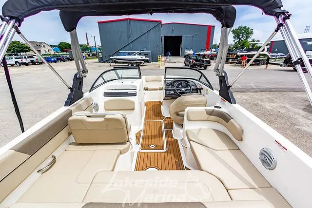 Slide: The Image of Bayliner VR6 Bowrider 2016 - 13