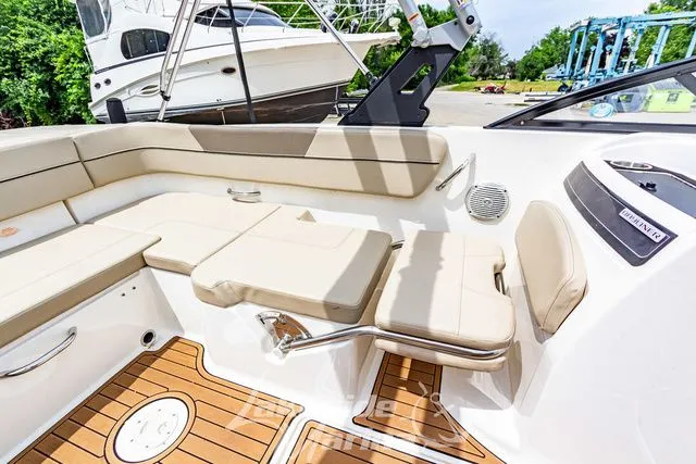 Slide: The Image of Bayliner VR6 Bowrider 2016 - 30