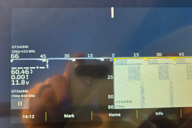 Slide: The Image of Sonar display on Veranda Vista View 20RC, 2023 model, showing temperature and voltage readings. - 34