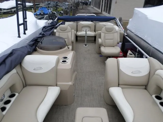 Slide: The Image of Sylvan 8524 MIRAGE 2016 - 3