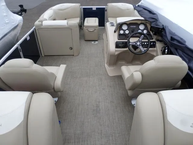 Slide: The Image of Sylvan 8524 MIRAGE 2016 - 8