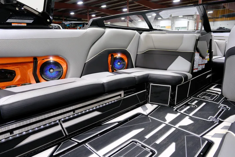 Slide: The Image of Centurion Ri245 2021 - 17