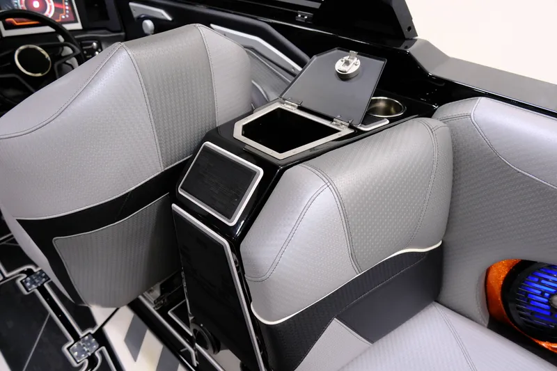 Slide: The Image of Centurion Ri245 2021 - 20