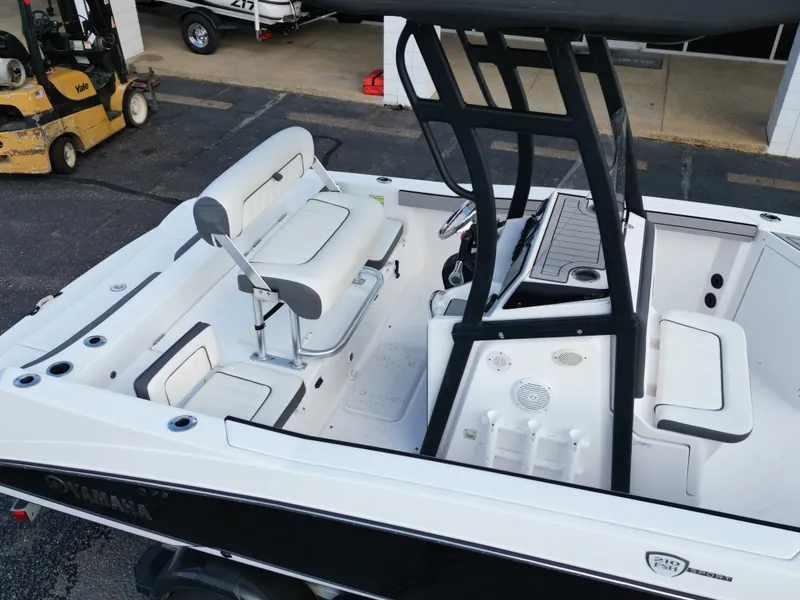 Slide: The Image of Yamaha 210 FSH Sport 2020 - 11