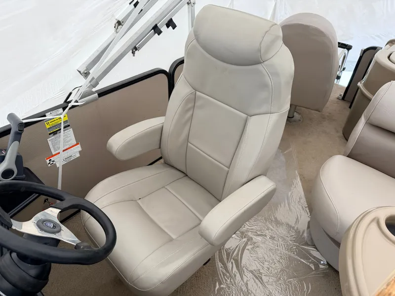 Slide: The Image of Premier 200 Sunsation Pontoon 2011 - 11