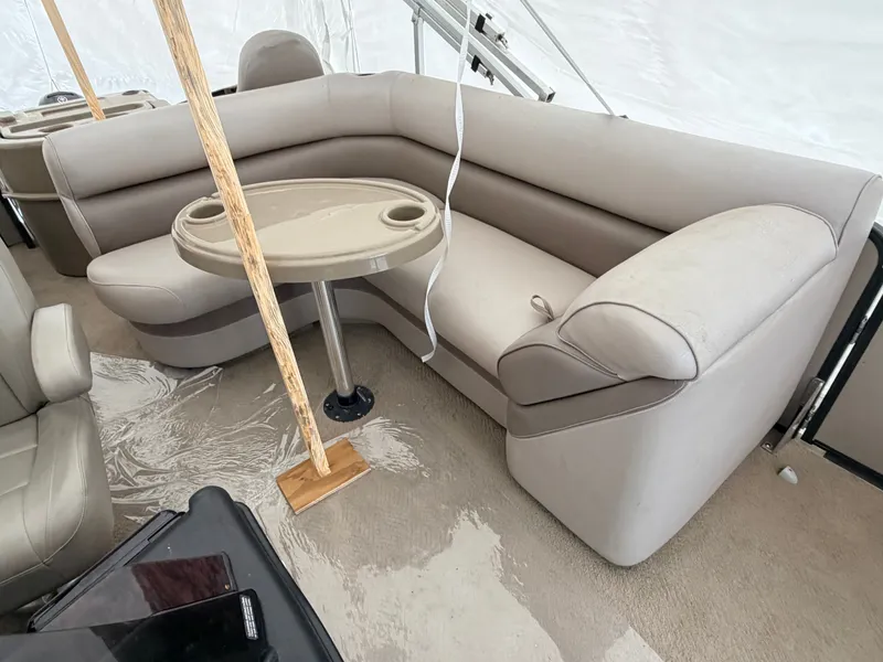 Slide: The Image of Premier 200 Sunsation Pontoon 2011 - 17