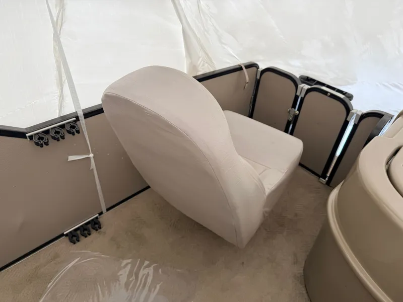 Slide: The Image of Premier 200 Sunsation Pontoon 2011 - 27