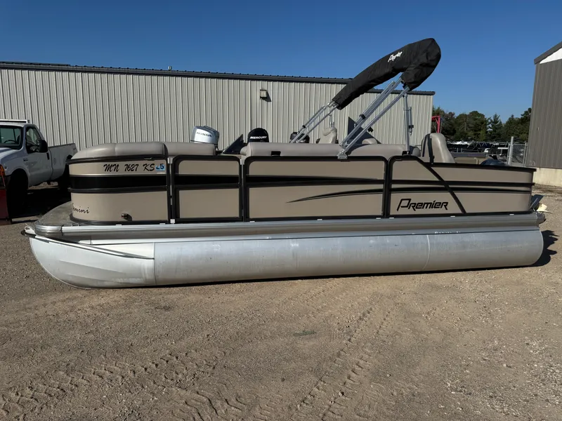 Slide: The Image of Premier 200 Sunsation Pontoon 2011 - 3