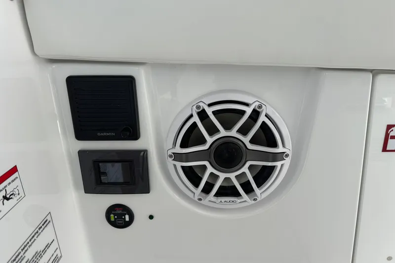 Slide: The Image of Everglades 367 CX 2026 - 75