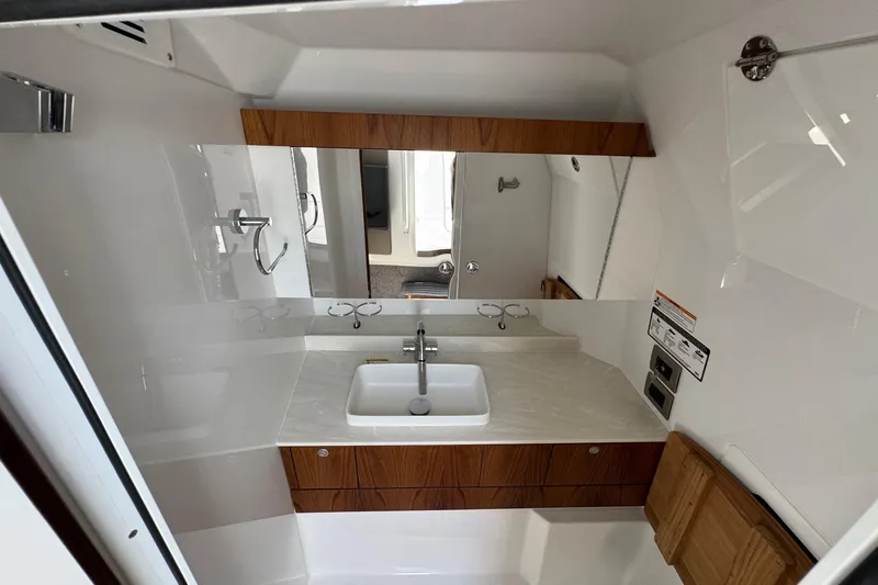 Slide: The Image of Everglades 367 CX 2026 - 91