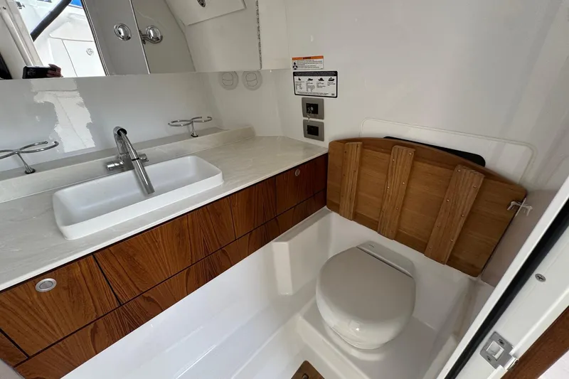 Slide: The Image of Everglades 367 CX 2026 - 93