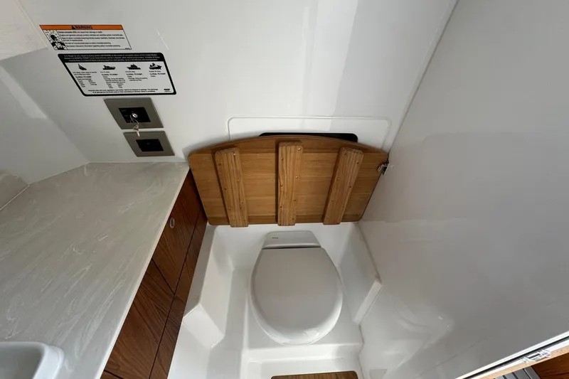 Slide: The Image of Everglades 367 CX 2026 - 94