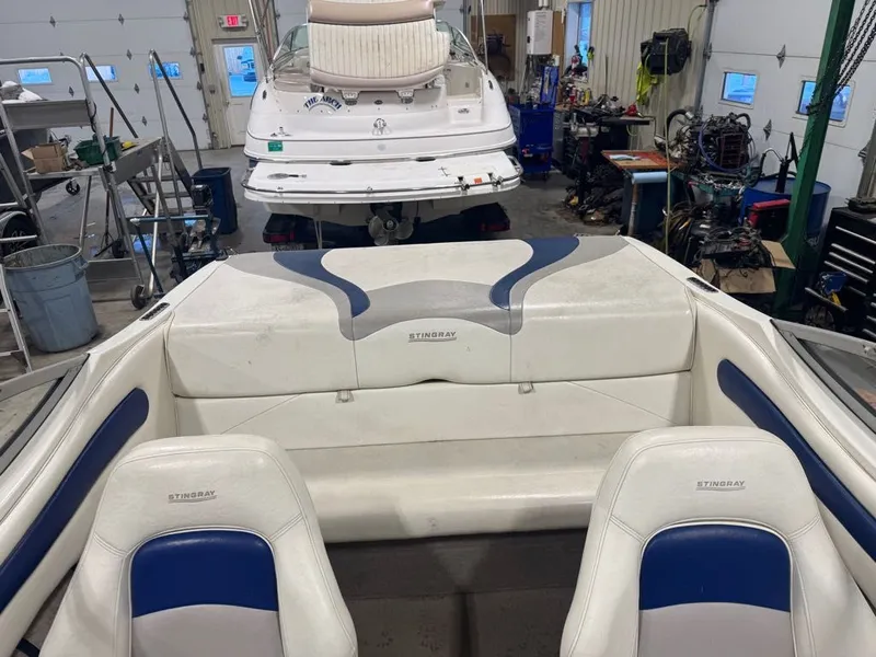 Slide: The Image of Stingray 180 RX 2005 - 9