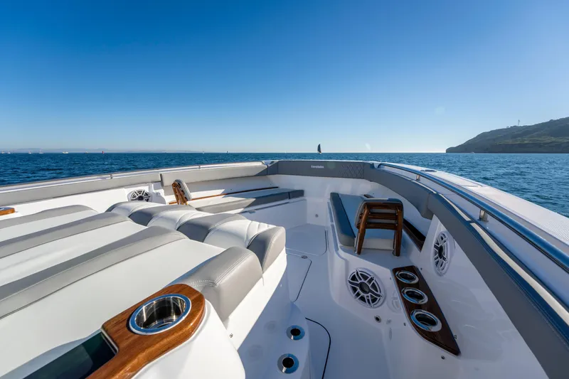 Slide: The Image of Luxurious Everglades 455 Center Console boat, 2026 model, on open sea. - 22