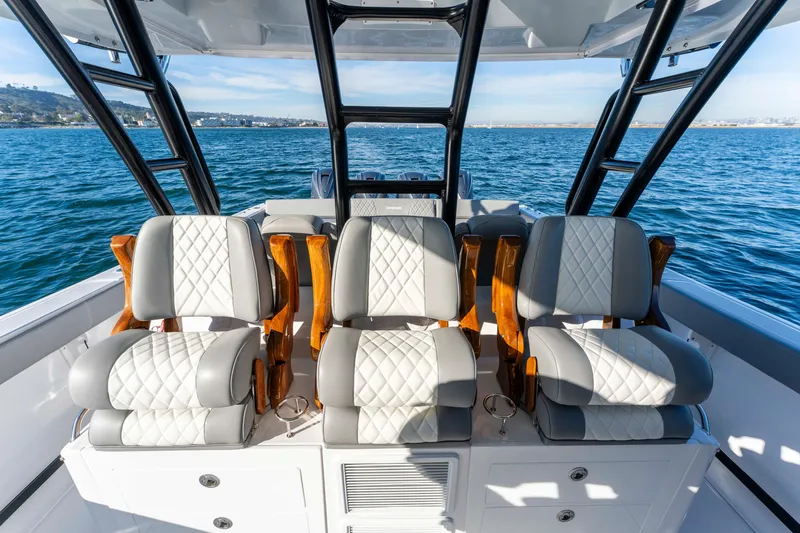 Slide: The Image of Luxurious seating on Everglades 455 Center Console boat, 2026 model. - 23