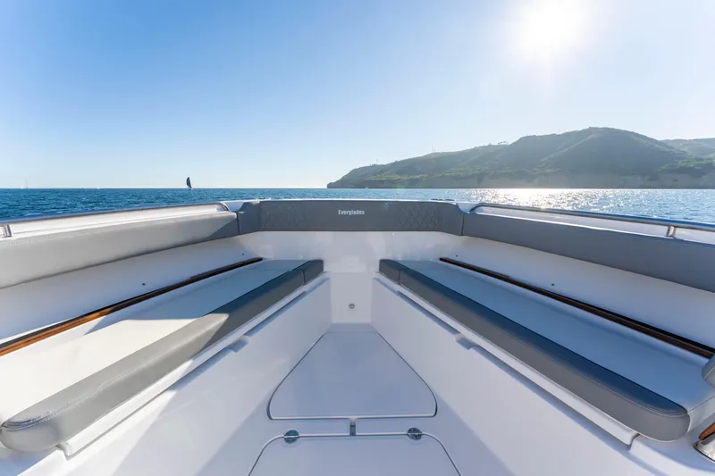 Slide: The Image of Everglades 455 Center Console 2026 on calm sea with sunny sky. - 28
