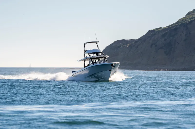 Slide: The Image of Everglades 455 Center Console 2026 - 63