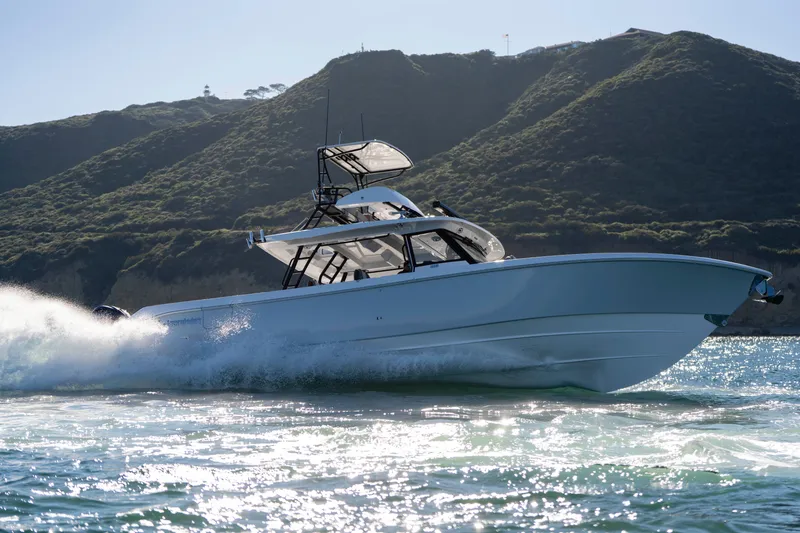 Slide: The Image of Everglades 455 Center Console 2026 - 66