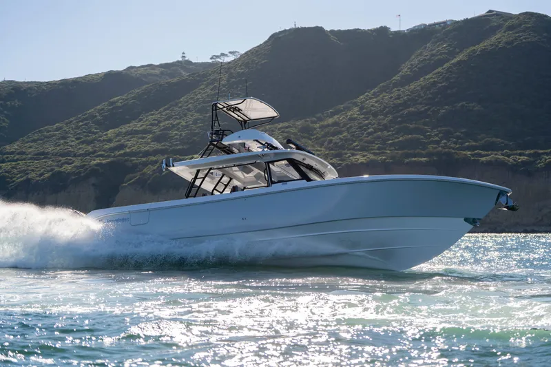 Slide: The Image of Everglades 455 Center Console 2026 - 67