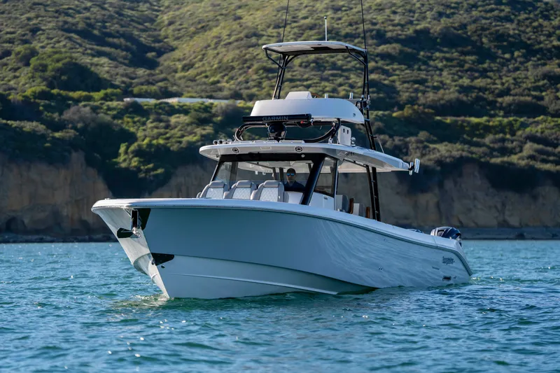 Slide: The Image of Everglades 455 Center Console 2026 - 74