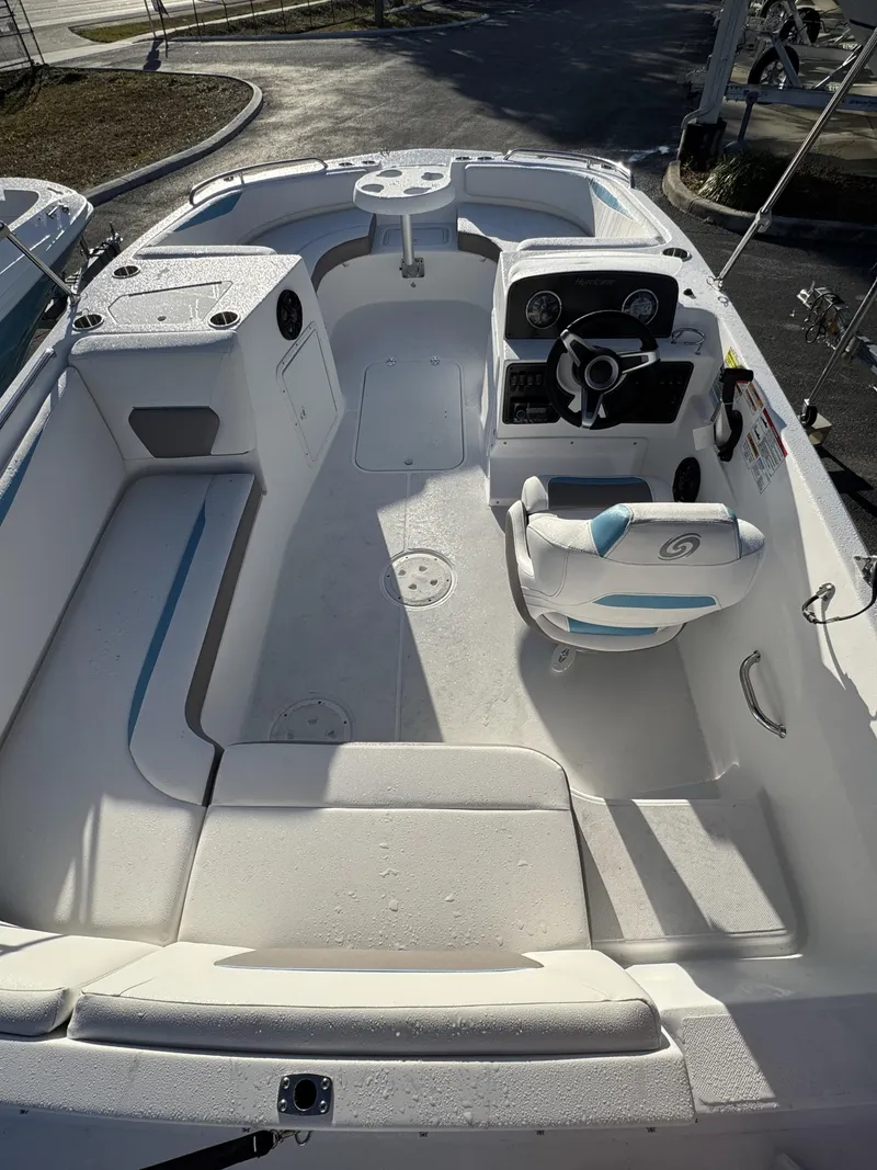 Slide: The Image of Hurricane SunDeck Sport 188 OB 2026 - 18