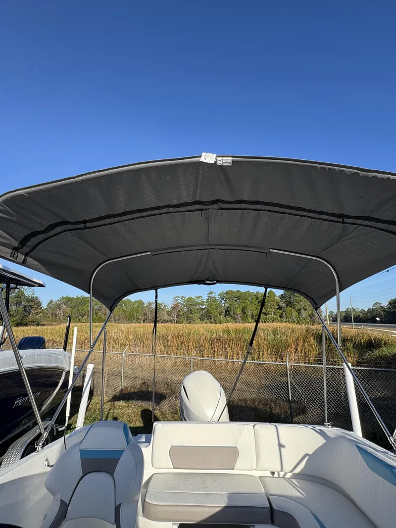 Slide: The Image of Hurricane SunDeck Sport 188 OB 2026 - 37