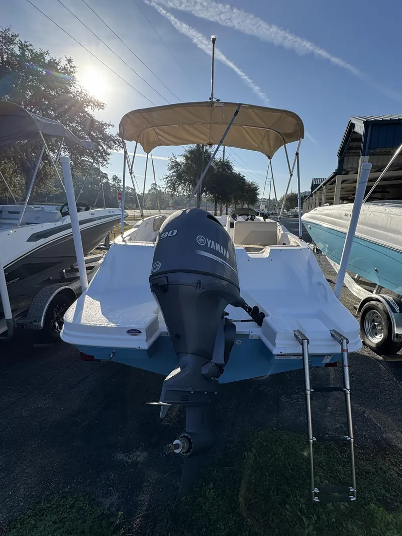 Slide: The Image of Hurricane SS 185 2026 - 20