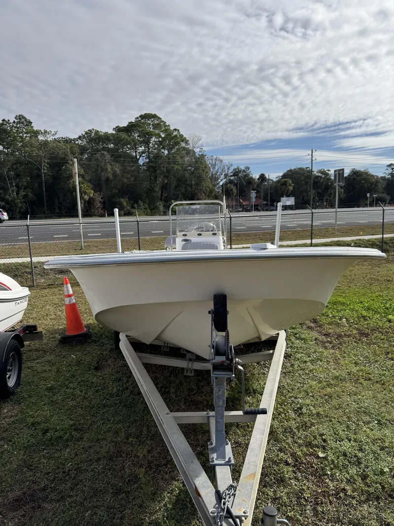 Slide: The Image of Carolina DLV SERIES DLV 178 2011 - 14