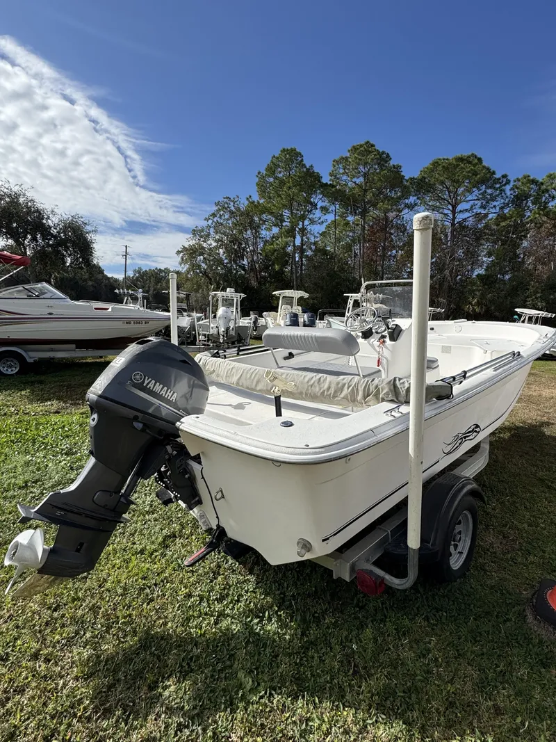 Slide: The Image of Carolina DLV SERIES DLV 178 2011 - 16