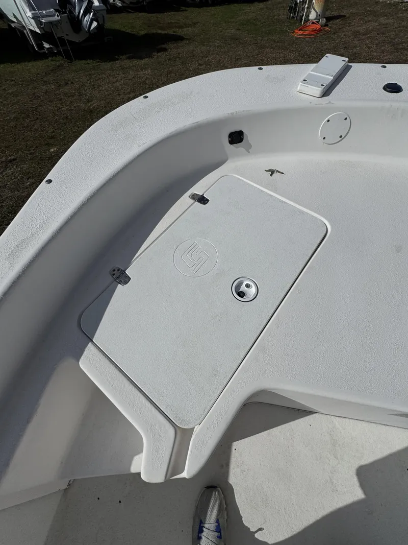 Slide: The Image of Carolina DLV SERIES DLV 178 2011 - 20