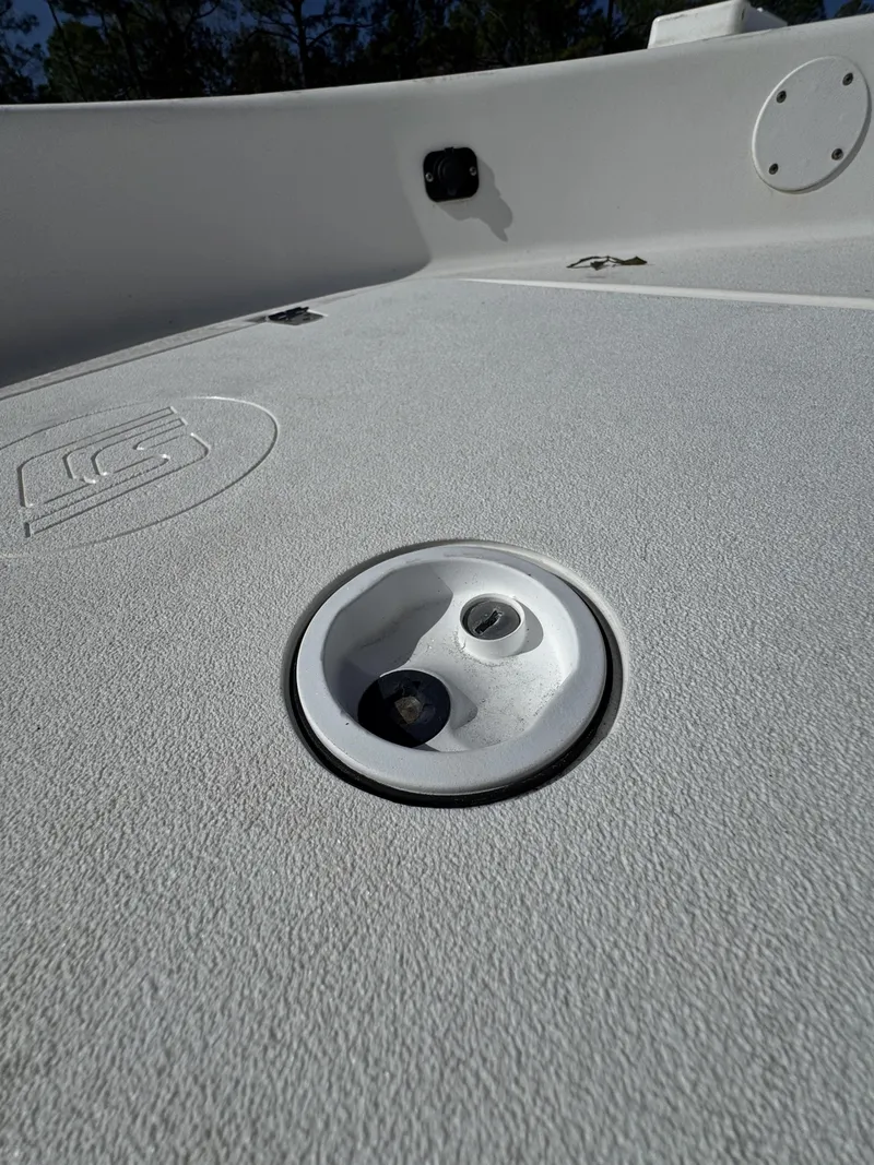 Slide: The Image of Carolina DLV SERIES DLV 178 2011 - 21