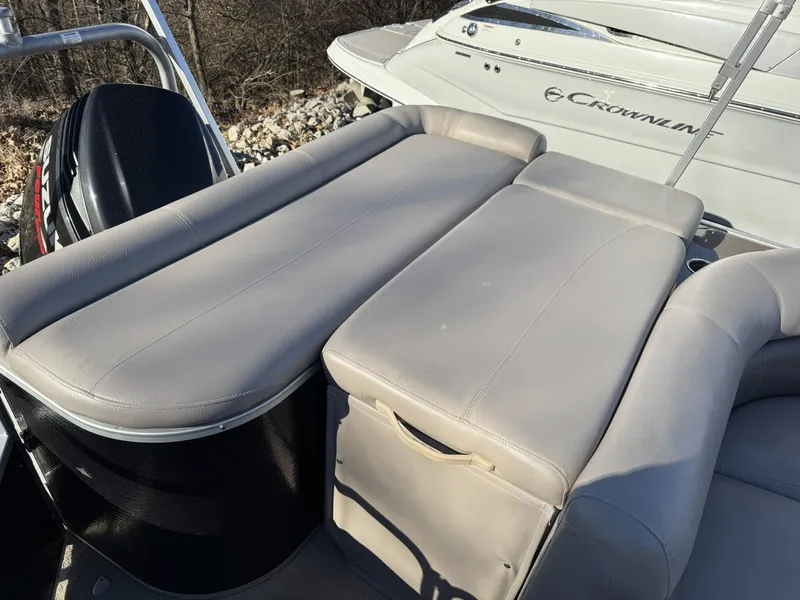 Slide: The Image of Premier Escapade 275 2009 - 3