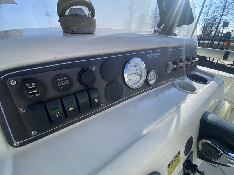 Slide: The Image of Pro-Line 170 CC 1996 - 21