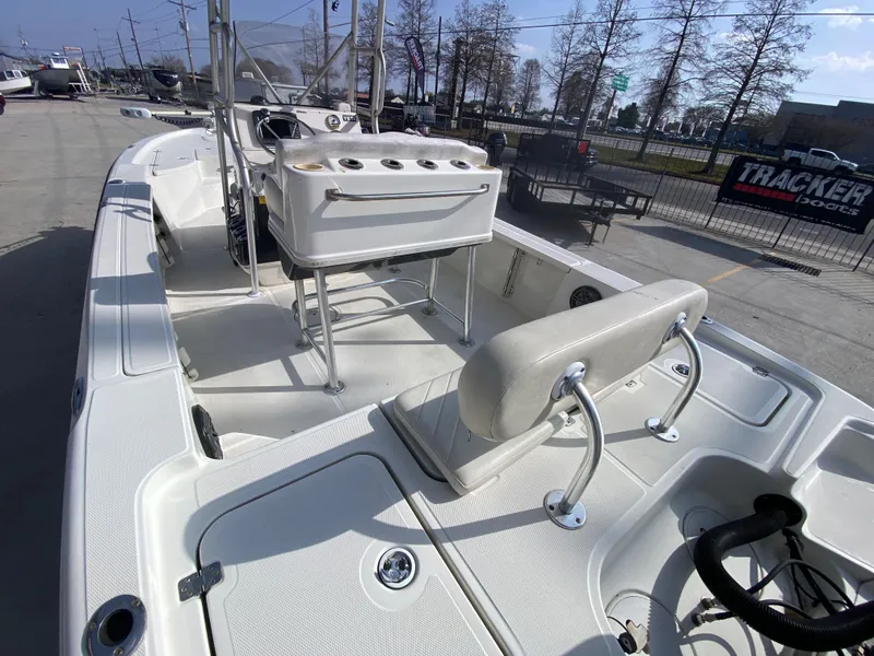 Slide: The Image of Triton 240 LTS 2007 - 2